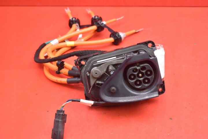 Adattatore PORTU LADOWANIA 1061353-00-G TESLA MODEL X 90D 525 KM 15-21