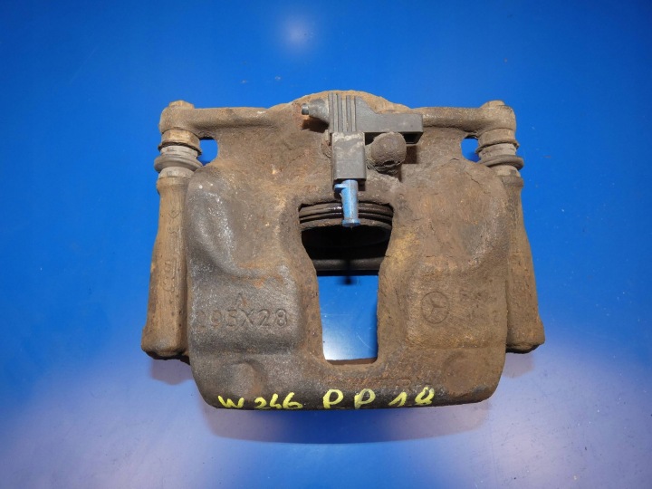 MERCEDES B KLASA W246 A W176 CLA W117 Bremssattel Bremse Sattel Brems- rechts vorne 295X28