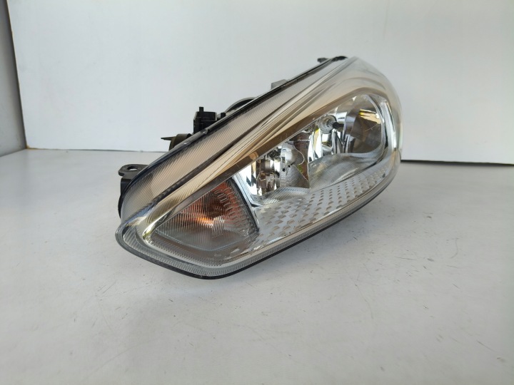 Licht links REFLEKTOR FORD FOCUS MK3 14- LIFT