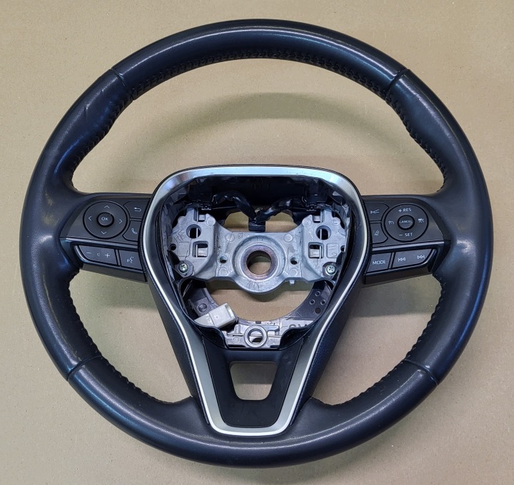 volant kožená WIELOFUNKCYJNA tlačítka svazek TOYOTA RAV4 5 V XA50 OE