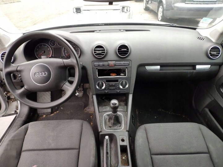 AUDI A3 8P 03-08 dashboard console cockpit airbags POWIETRZNE airbag tension belts 3D