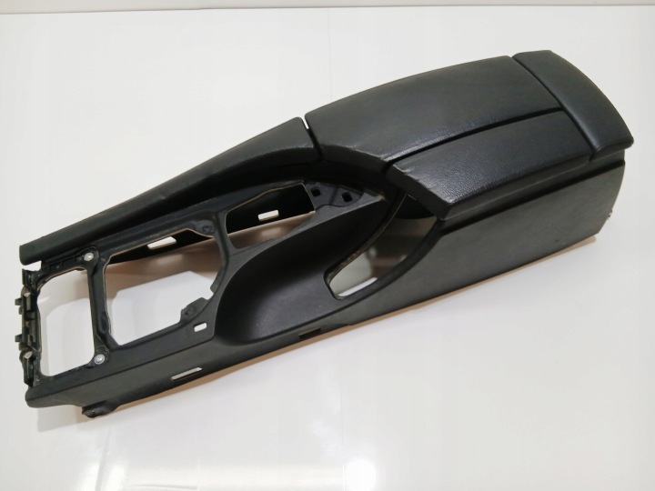 lakťová opierka BMW E60 E61 LCI EU 7034086 (0000471)