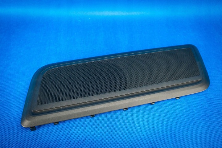 grid of the speaker of the rear polki Audi A8 4N 4N0863488