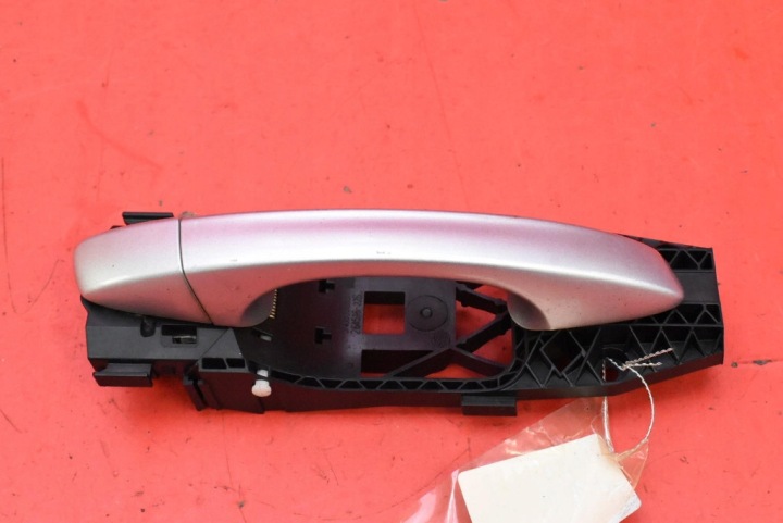 Poignée Droit Avant Avant LA7W 5N0839885H SKODA FABIA 3 III NJ 14-18