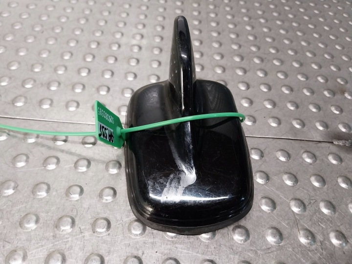 ANTENA RADIOWA 4N0035503AC AUDI A8 D5