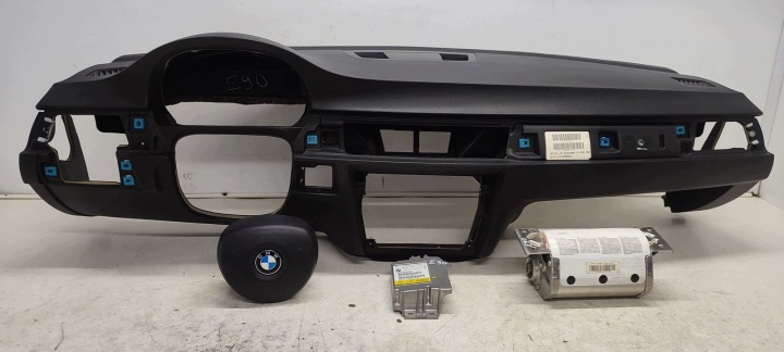 panneau d'instruments console airbag BMW E90