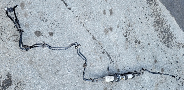 schläuche des kraftstoffsbehälters WEZYKI rohre pumpe stutzen AUDI A4 B8 8K A5 8T DIESEL OE