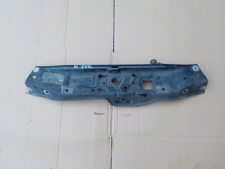 Versteifung oben opel zafira b 2006r