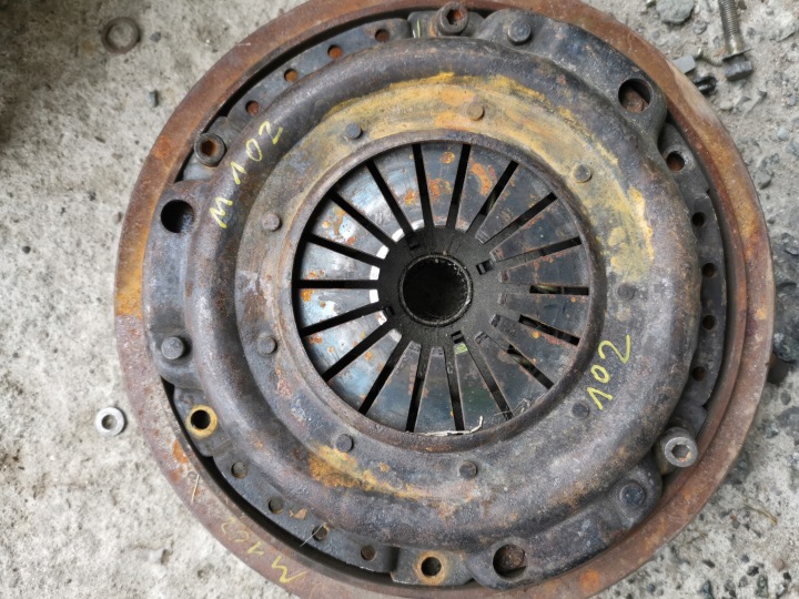 mercedes w124 Embrayage de pression Galet tendeur courroie m102 2,0b 1020321601 Essence