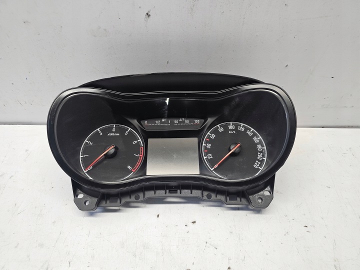 OPEL CORSA E Instruments tachymètre compte tours Horloge montre tableau bord 39204199 EUROPA Essence