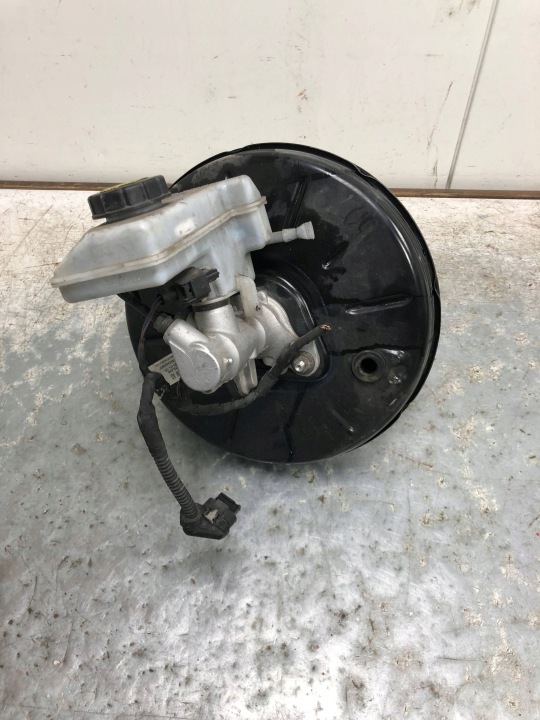 servo kočnice VW TOURAN III 5QH614105
