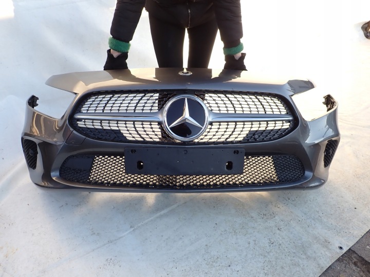 MERCEDES A-KLASA W177 18- Stoßstange vorne PDC