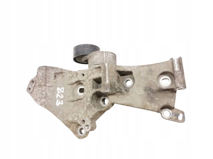 support 8200669494 1.5 DCI Renault Laguna III (2007- )