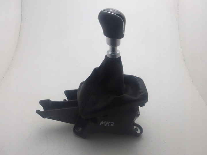 FORD FOCUS MK3 LIFT 14-18 1.5 TDCI trim of the gear knob sleeve 6-BIEG OE