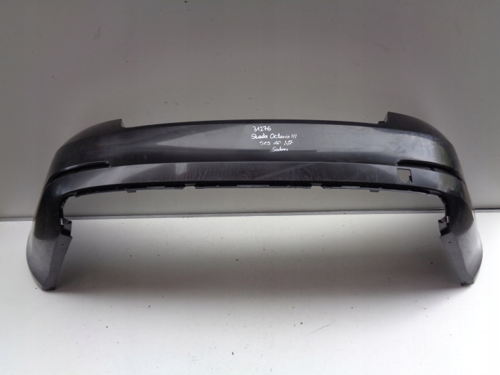 PARE CHOC ARRIÈRE SKODA OCTAVIA III 3 16- LIFT BERLINE