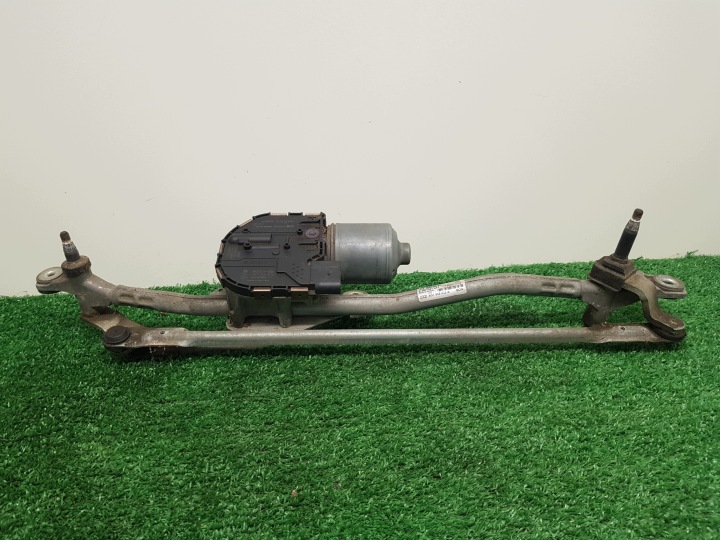 wiper mechanism front AUDI A6-C7 2013