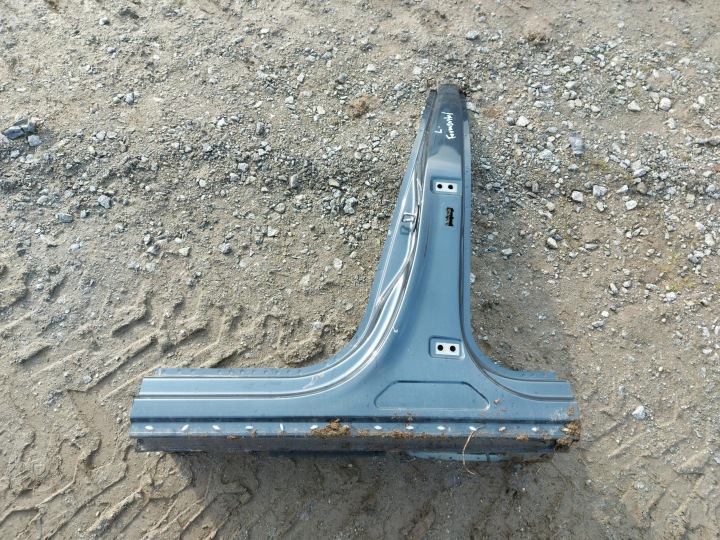 CUPRA FORMENTOR 5FF Säule Seitenschweller links LS7H CUPFORSlu82227