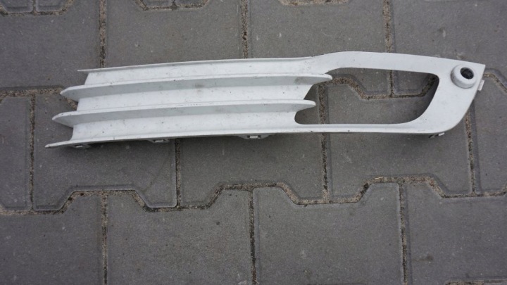 VOLVO S80 V70 grid moulding of a bumper front PDC LH