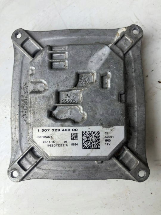 Unité de contrôle Module Feux phare Avant FULL LED PEUGEOT 308 T9 130732940300