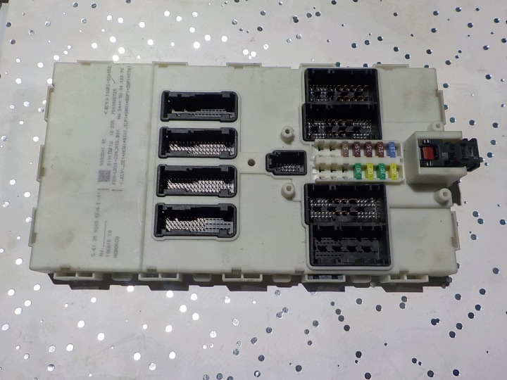 BMW f30 BSM BSI module UCH 9303541 61.35 9303541 FEM