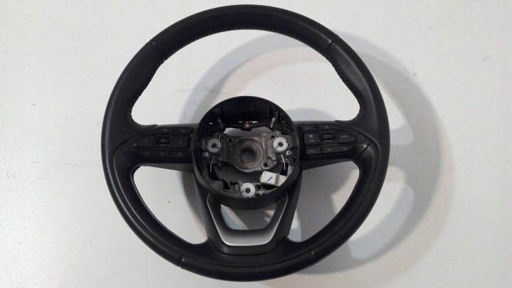 Toyota Yaris IV volant skorzana chrom (L109)