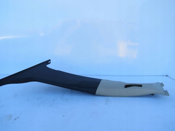 copertura GREMBIALINA SLUPKA B inferiore sinistra VOLVO XC60 e 6841930