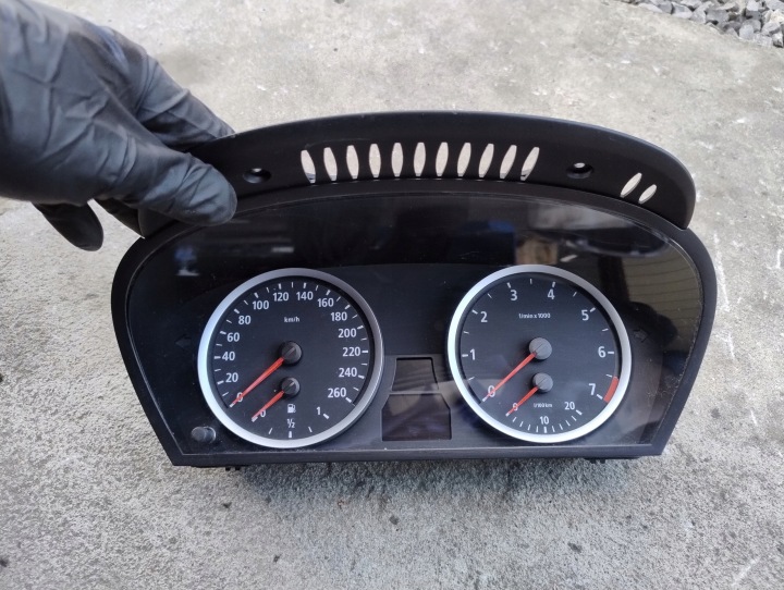 QUADRO STRUMENTI TACHIMETRO CONTAGIRI OROLOGIO BMW 5 E60 E61 AUTOMAT EUROPA 6934312