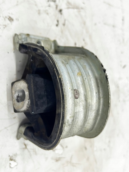 engine mount VW T5 7H0199848D