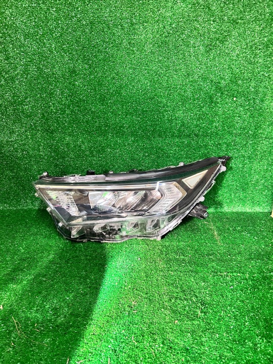 REFLEKTOR left TOYOTA RAV4 V FULL LED