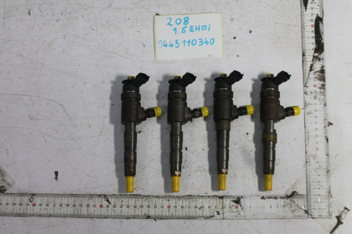 Einspritzdüse Einspritzdüse Pumpe-Düse-Einheit 0445110340 PEUGEOT 208 1.6D 12