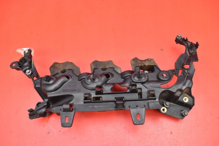 copertura GREMBIALINA WTRYSKIWACZY 9808843180 TOYOTA PROACE CITY 2.0 D-4D 150 KM 16-21