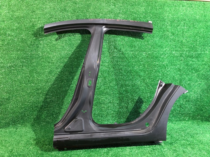 Toyota Jupe Garniture moulure montant Gauche