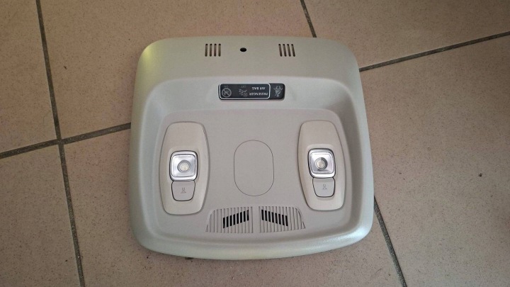 Feux phare oswietlenie Interne Cabine Renault Kadjar 969803138R