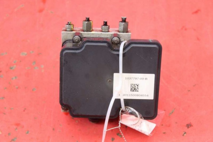 PUMPE ABS 1037797-00-B TESLA MODEL S 306 KM 12-20