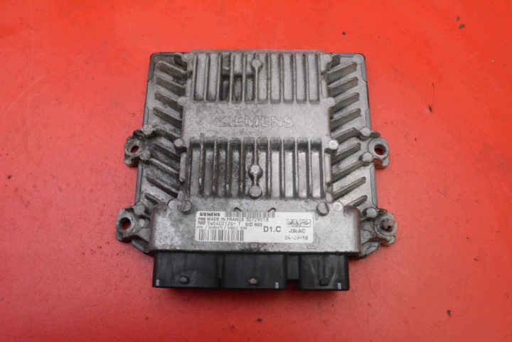 Bedienteil Computer DES MOTORS 30729518 VOLVO V50 1 und 2.0 D 136 KM 03-11