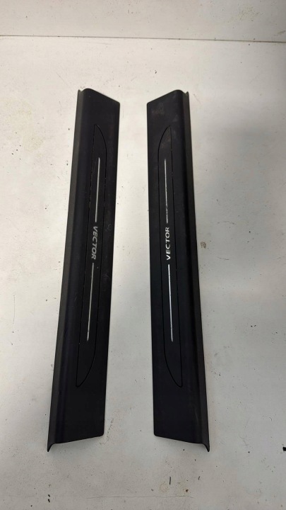 SAAB 93 9-3 Droit Gauche Moulage Jupe KOMPLET 12803118 OE VECTOR 12803115