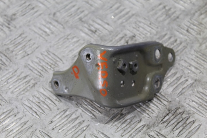 SUPPORT PLAQUE AILE DROIT TOYOTA VERSO
