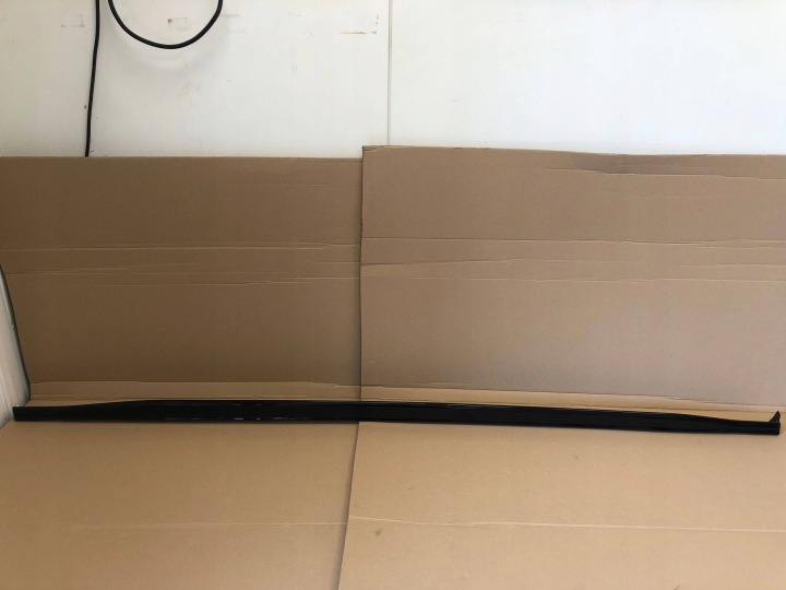 moulding threshold right R-LINE VW GOLF VIII 5H0853856