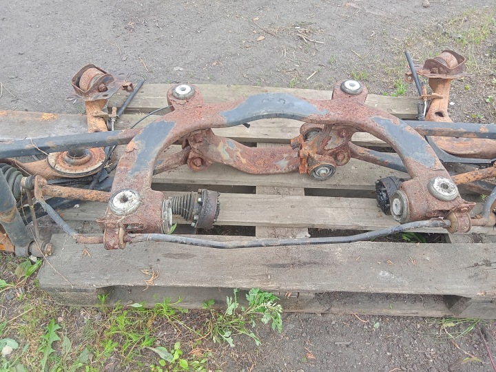 Tagumise vedrustuse tugitala VW Golf 4 Audi A3 8L Skoda Quattro 4x4 9