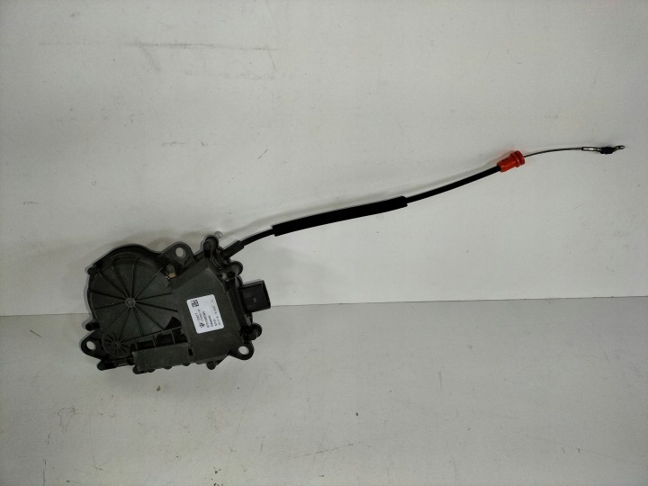 MOTORE DOCIAG DEL COFANO POSTERIORE ALFA ROMEO STELVIO 17
