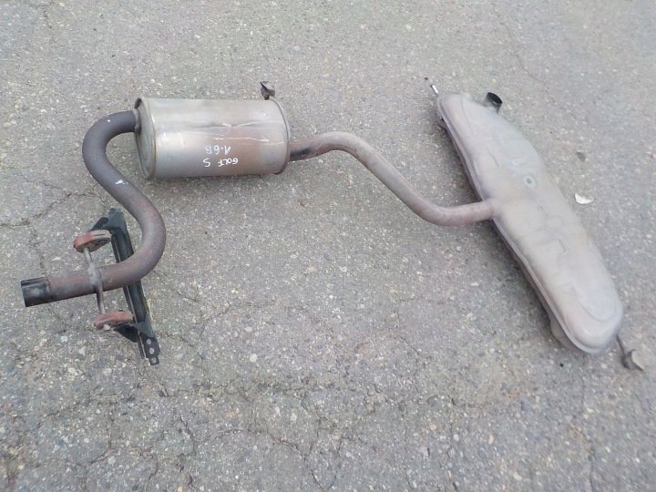 tlumik koncowy srednji vw golf V 1,6 FSI 2005r