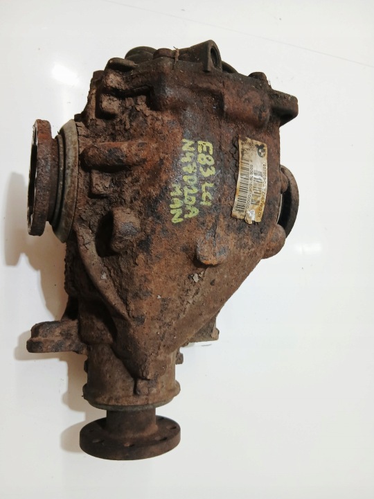 differential ausgleichgetriebe BMW X3 E83 LCI N47D20A 2.0D MANUAL 7567995 3.07 (0005885)
