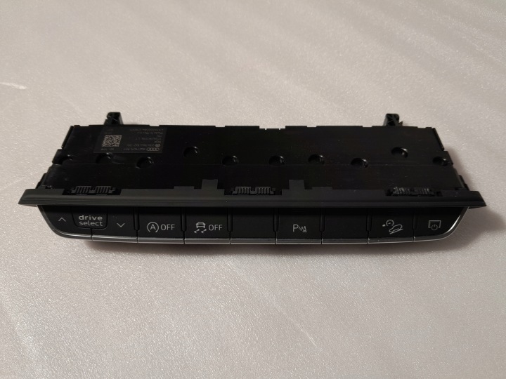 AUDI Q5 II 80A PANEL ovladačů 8W0925301BD