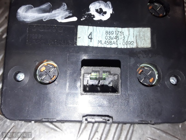 2003 Volvo V70 Switch 8691751 7