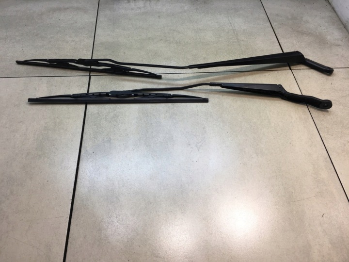 wischerarm vorne PEUGEOT 206