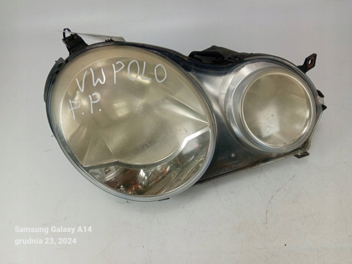 far desna prednji dio VOLKSWAGEN POLO IV
