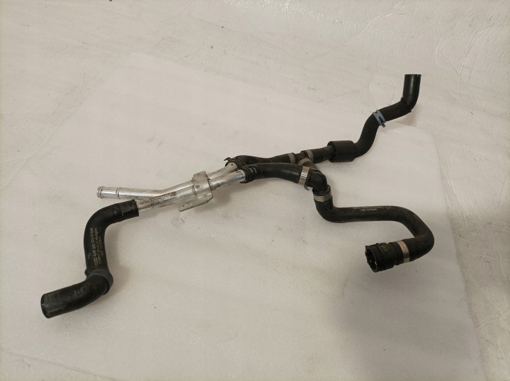 AUDI Q8 4M pipe wiring of water 4M0819927C