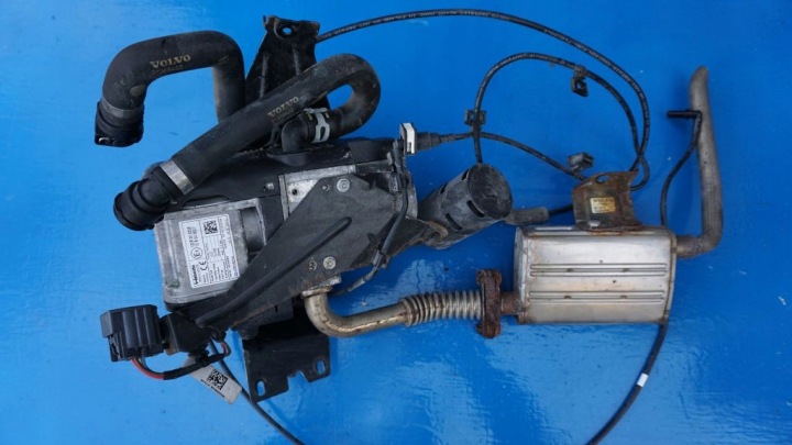 VOLVO S60 V60 S90 V90 XC60 II D3 D4 D5 - WEBASTO