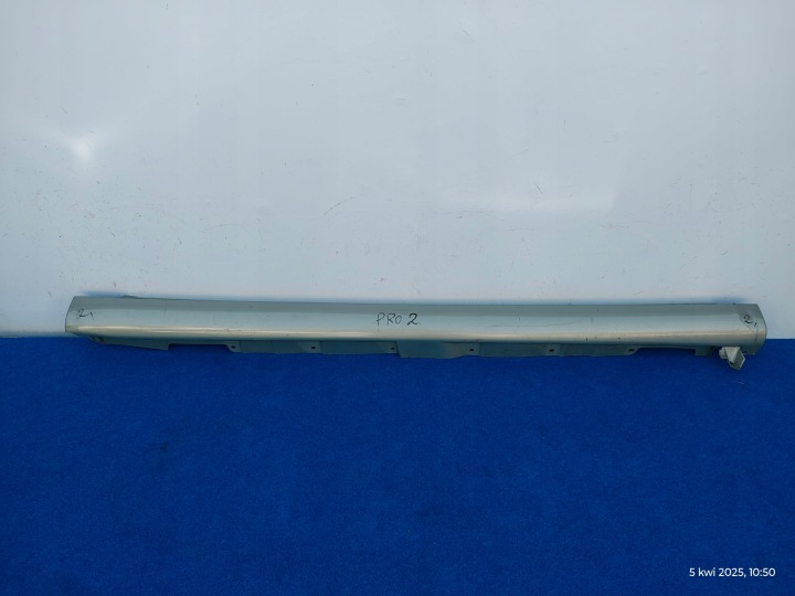 TOYOTA AVENSIS T25 Droite Jupe Moulage Jupe Droit 75851-05010 PRO2
