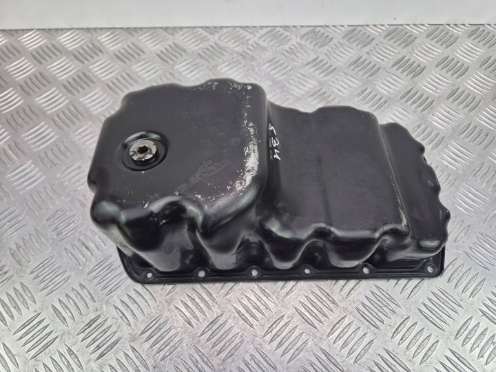 BMW 1 F20 F21 116i 118i oil sump 7600461 N13